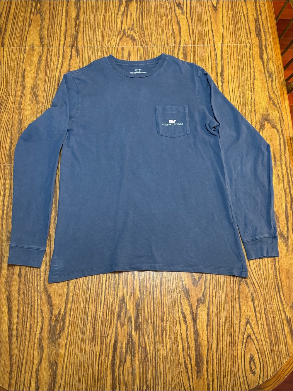 Vineyard Vines long sleeve tshirt